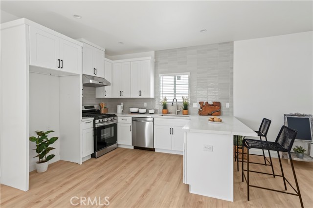 Detail Gallery Image 1 of 13 For 1056 Walter Ave #2,  Tustin,  CA 92780 - 3 Beds | 2 Baths