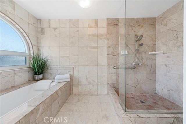 2006 Warfield Avenue, Redondo Beach, California 90278, 3 Bedrooms Bedrooms, ,2 BathroomsBathrooms,Residential,Sold,Warfield,SB21179490
