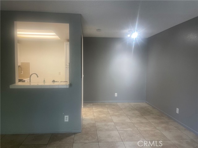 Detail Gallery Image 5 of 14 For 600 W 3rd St #A310,  Santa Ana,  CA 92701 - 2 Beds | 1 Baths