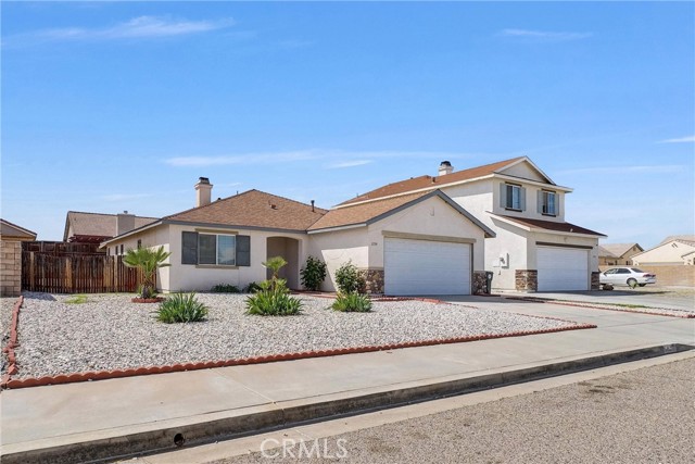 Detail Gallery Image 2 of 18 For 11719 Fern Pine, Victorville,  CA 92392 - 4 Beds | 2 Baths