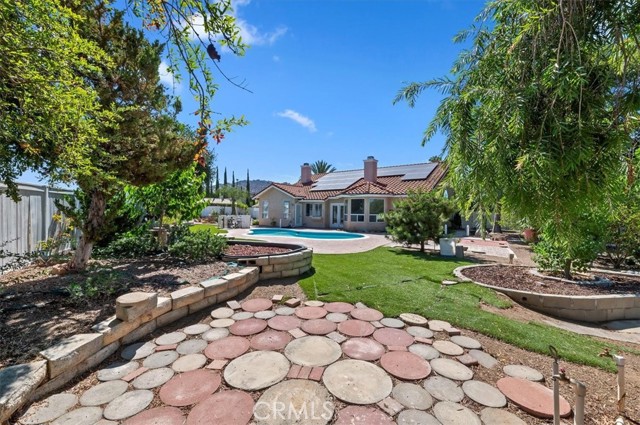 22711 Pebblestone Drive, Nuevo CA: https://media.crmls.org/medias/fe5d2241-e09c-4806-8ad7-ca45154905dc.jpg