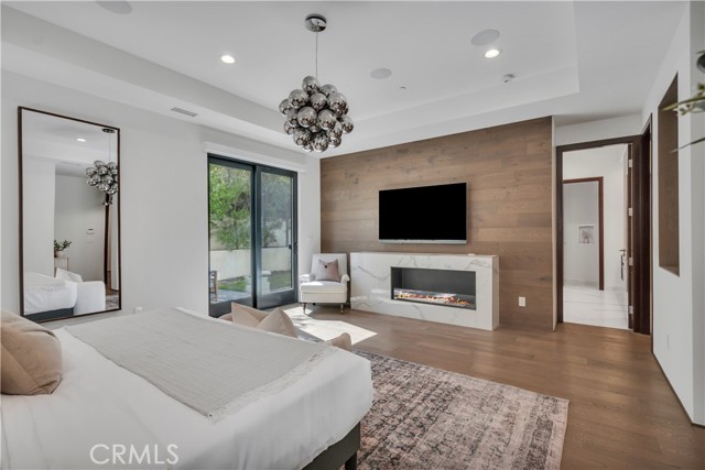 332 Avenue E, Redondo Beach, California 90277, 5 Bedrooms Bedrooms, ,6 BathroomsBathrooms,Residential,For Sale,Avenue E,SB26070979