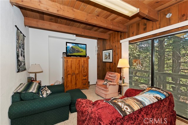 Detail Gallery Image 21 of 33 For 763 E Victoria Ct, Lake Arrowhead,  CA 92352 - 4 Beds | 2/1 Baths