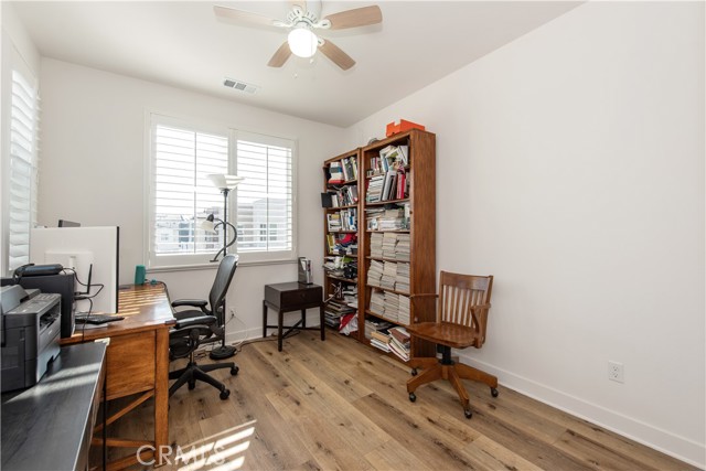 Detail Gallery Image 24 of 40 For 106 Culture, Irvine,  CA 92618 - 4 Beds | 2/2 Baths