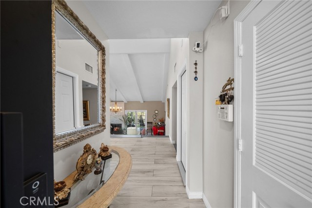 Detail Gallery Image 15 of 51 For 5156 Campo, Woodland Hills,  CA 91364 - 5 Beds | 4 Baths