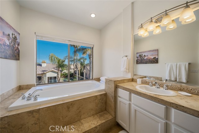 48674 Acropolis Street, Indio CA: https://media.crmls.org/medias/fe5e2c50-95ba-4639-a823-5281593c6049.jpg