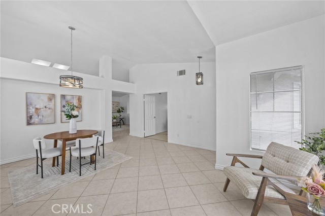 Detail Gallery Image 7 of 37 For 3061 Hampton, Hemet,  CA 92545 - 5 Beds | 2 Baths