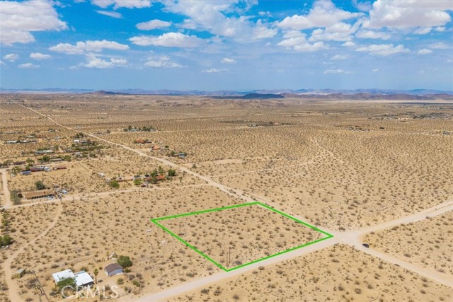 Detail Gallery Image 9 of 19 For 6127 Two Mile Rd, Joshua Tree,  CA 92252 - – Beds | – Baths