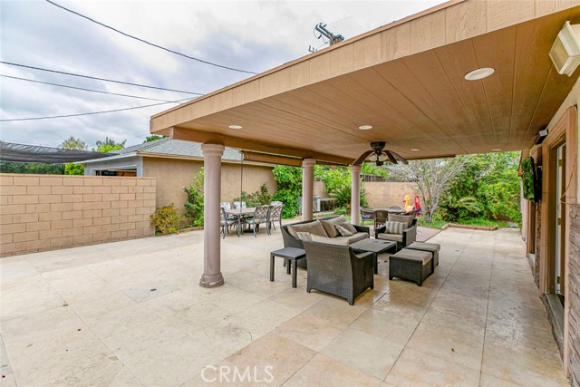 13353 Sylvan Street, Van Nuys CA: https://media.crmls.org/medias/fe5ed133-52de-4d8f-bca3-c32a146c1298.jpg