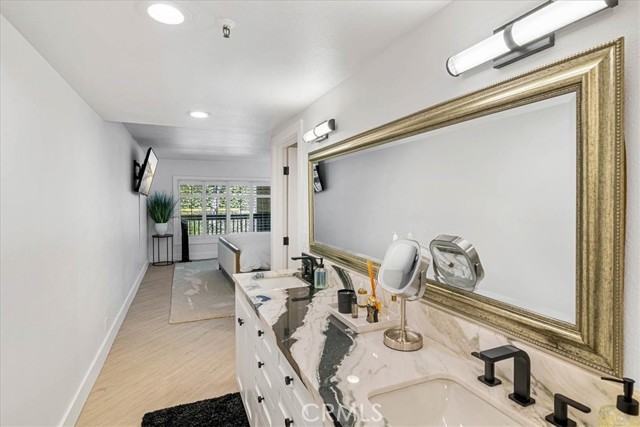 Detail Gallery Image 25 of 50 For 410 Corto Ln #9,  San Clemente,  CA 92672 - 2 Beds | 3 Baths