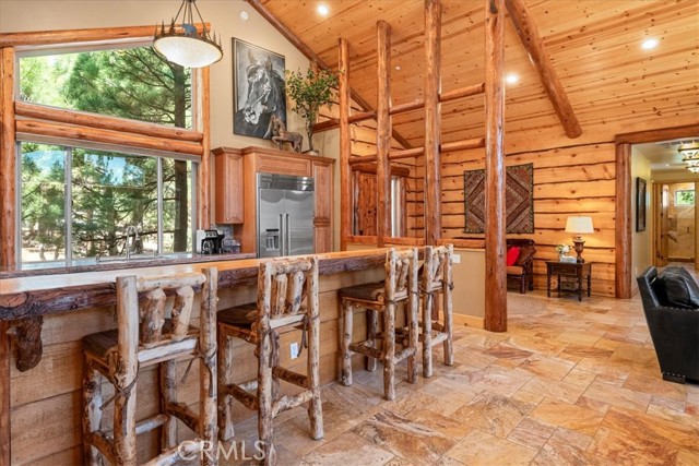 Image 7 of 45 For 1020 Heritage Trail