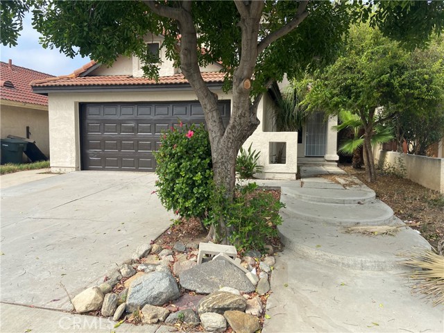 Detail Gallery Image 2 of 7 For 1500 Keepsake Ln, Perris,  CA 92571 - 4 Beds | 3 Baths