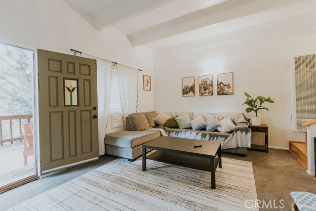 Detail Gallery Image 13 of 41 For 2352 Pine Dr, Arrowbear,  CA 92382 - 3 Beds | 2 Baths