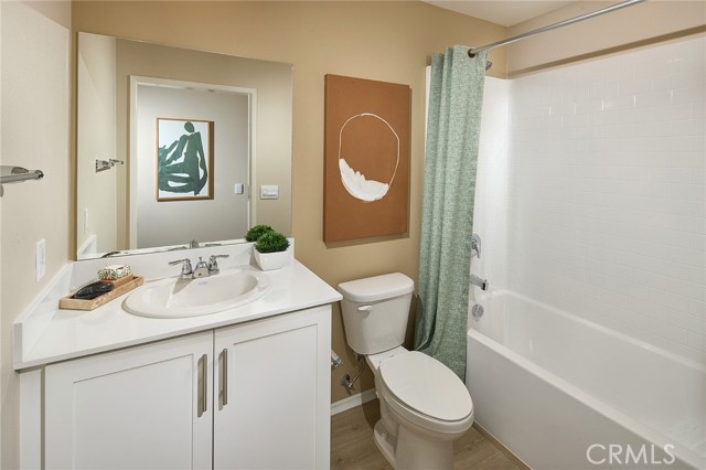 Detail Gallery Image 9 of 20 For 8217 Perada St, Jurupa Valley,  CA 92509 - 4 Beds | 3 Baths