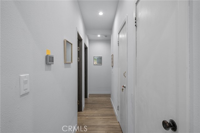 Detail Gallery Image 25 of 44 For 9600 Amboy Ave, Pacoima,  CA 91331 - 7 Beds | 6 Baths