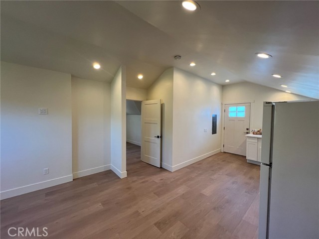 Detail Gallery Image 8 of 15 For 1161 N Summit Ave #2,  Pasadena,  CA 91103 - 1 Beds | 1 Baths
