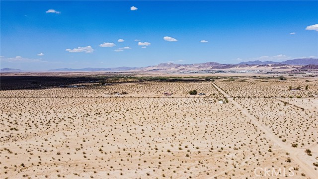 Detail Gallery Image 8 of 27 For 73220 Didsbury Dr, Twentynine Palms,  CA 92277 - – Beds | – Baths