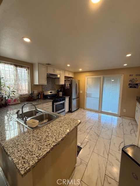Detail Gallery Image 11 of 13 For 1455 Remembrance Dr, Perris,  CA 92571 - 4 Beds | 2/1 Baths