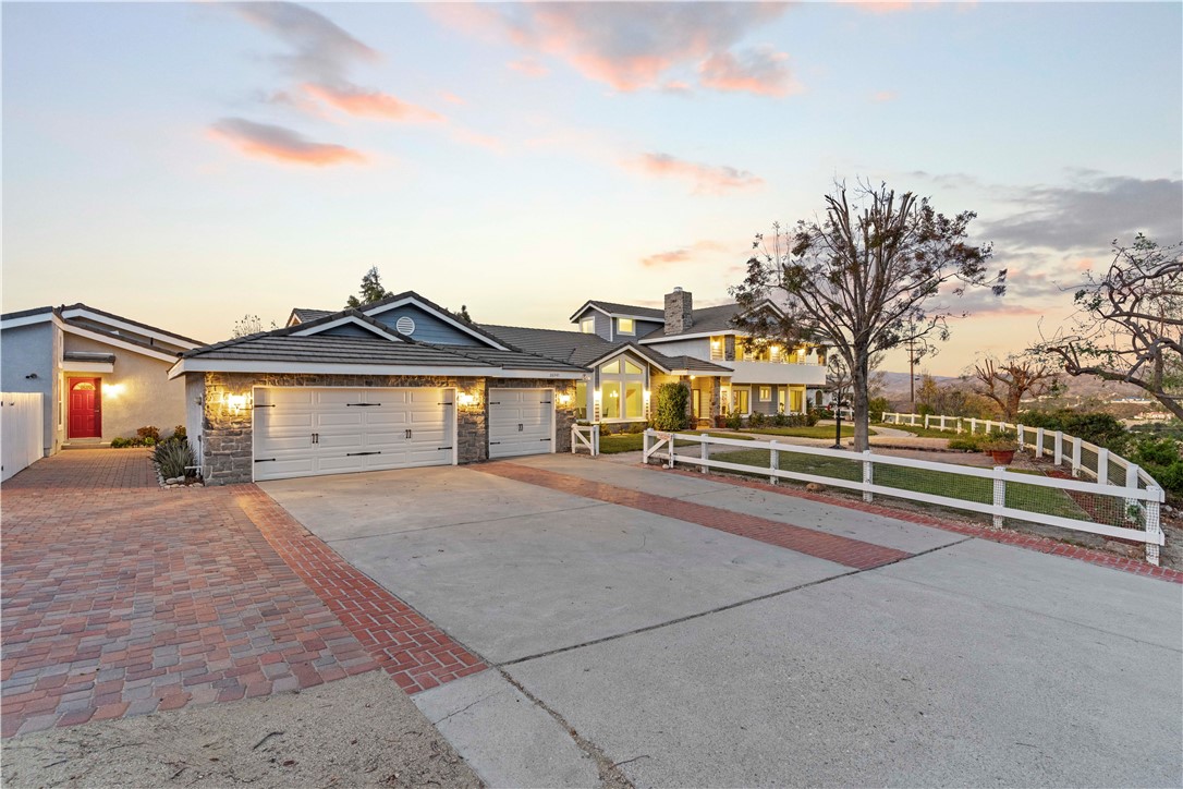 Detail Gallery Image 56 of 62 For 26945 Brooken Ave, Canyon Country,  CA 91387 - 5 Beds | 5/1 Baths