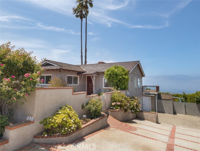 1013 Via Nogales, Palos Verdes Estates, California 90274, 2 Bedrooms Bedrooms, ,2 BathroomsBathrooms,Residential,Sold,Via Nogales,PV21160939