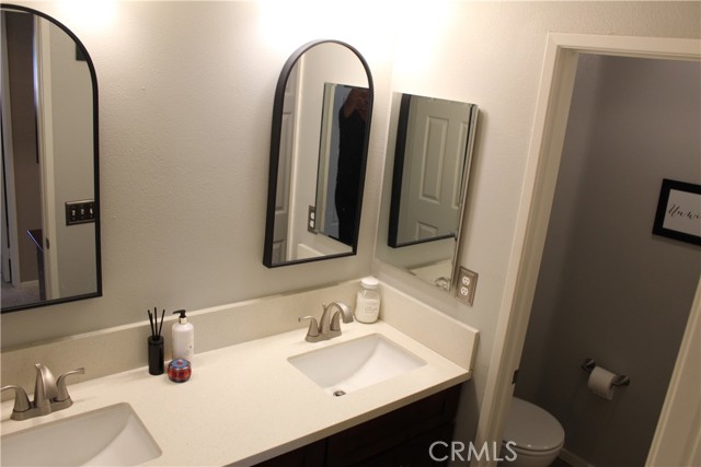 1338 Coral Gables Circle, Corona CA: https://media.crmls.org/medias/fe6289b6-48c8-48f2-b652-9b31ab3ca615.jpg