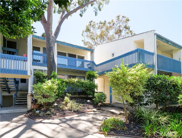 822 Camino Real, Redondo Beach CA: https://media.crmls.org/medias/fe63175c-7398-4b5d-88d1-6455090b95d1.jpg