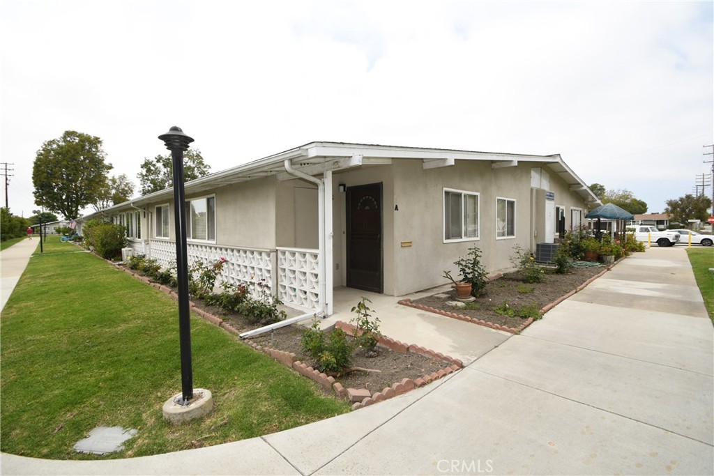1842 Thunderbird Drive #1A