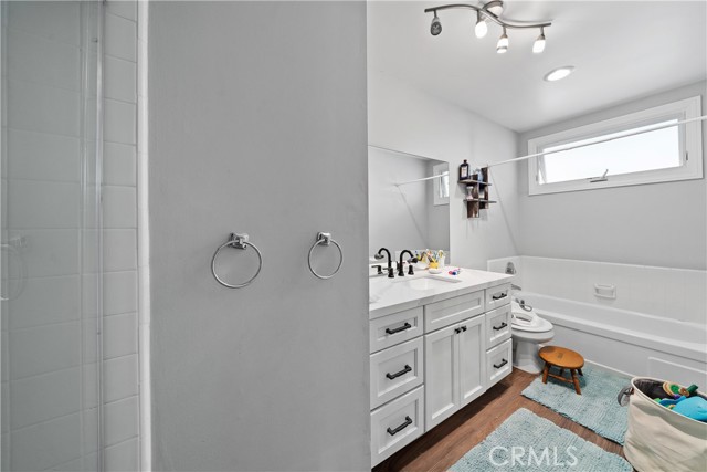 Detail Gallery Image 35 of 70 For 1044 Noria St, Laguna Beach,  CA 92651 - 4 Beds | 3/1 Baths