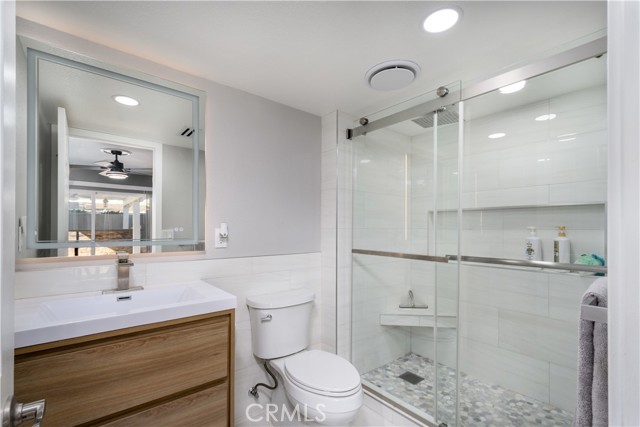 Image 14 of 31 For 1126 Naples  