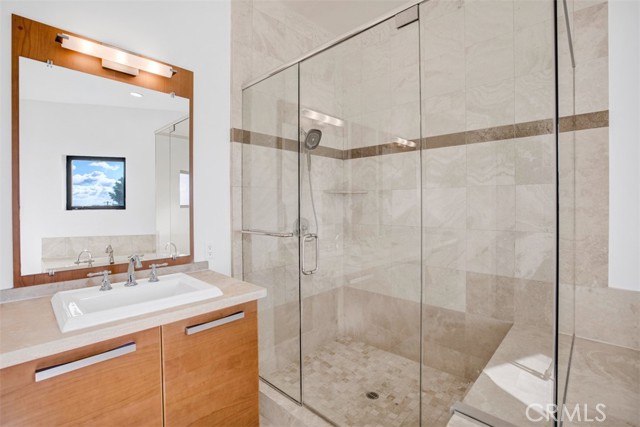 Detail Gallery Image 34 of 46 For 8788 Shoreham Dr #33,  West Hollywood,  CA 90069 - 3 Beds | 3 Baths