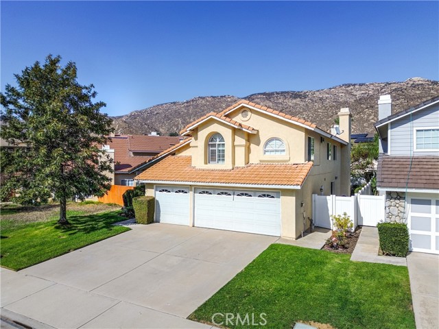 Detail Gallery Image 2 of 33 For 10040 Arrow Leaf, Moreno Valley,  CA 92557 - 4 Beds | 3 Baths