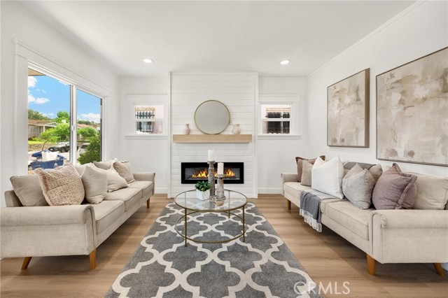 5336 Stratford Road, Los Angeles CA: https://media.crmls.org/medias/fe685705-bf6a-4612-af3a-afffecd86d9a.jpg