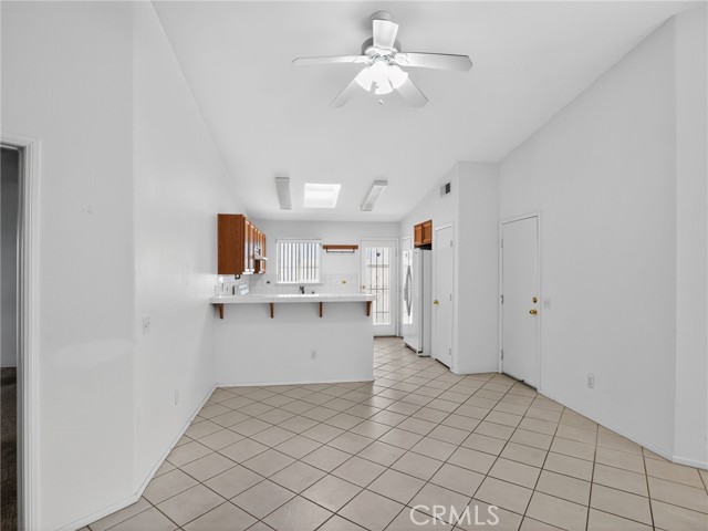 Detail Gallery Image 9 of 22 For 51895 Avenida Martinez, La Quinta,  CA 92253 - 3 Beds | 2 Baths