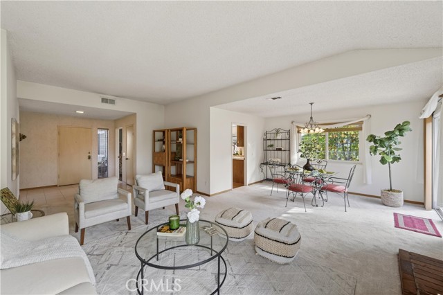 Detail Gallery Image 11 of 40 For 1496 Lemon Grove, Upland,  CA 91786 - 2 Beds | 2 Baths