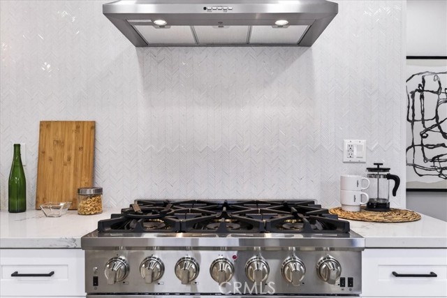 Detail Gallery Image 13 of 34 For 2622 S Bentley Ave, Los Angeles,  CA 90064 - 3 Beds | 2 Baths