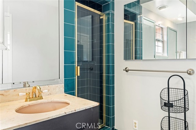 Detail Gallery Image 29 of 45 For 3250 Velma Dr, Los Angeles,  CA 90068 - 3 Beds | 2 Baths