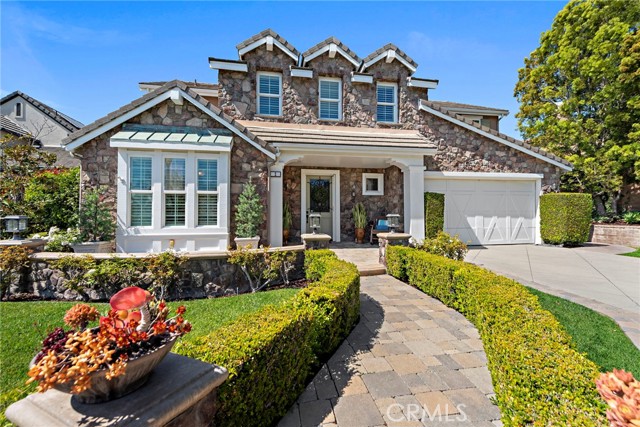 Detail Gallery Image 1 of 61 For 2 Pointe Cir, Ladera Ranch,  CA 92694 - 5 Beds | 5/1 Baths
