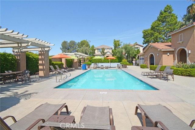 8542 Cava Dr, Rancho Cucamonga CA: https://media.crmls.org/medias/fe6a4f3f-0e28-4a8b-b18d-1563ac2f44e9.jpg