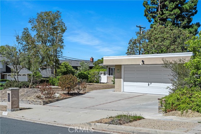28855 Cedarbluff Drive, Rancho Palos Verdes CA: https://media.crmls.org/medias/fe6a5f53-cda0-4765-bac7-24939b90a04d.jpg