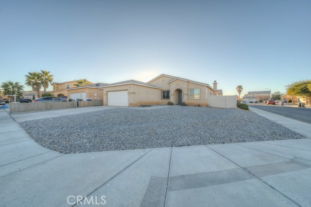 Detail Gallery Image 3 of 58 For 15866 Desert Pass St, Adelanto,  CA 92301 - 4 Beds | 2 Baths