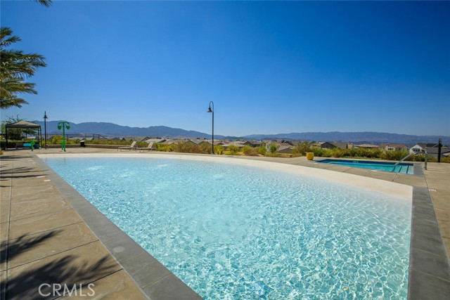 Detail Gallery Image 41 of 53 For 18121 Outlook Way, Saugus,  CA 91350 - 4 Beds | 3 Baths