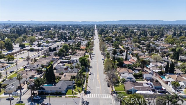 Detail Gallery Image 33 of 33 For 11256 Haskell Ave, Granada Hills,  CA 91344 - 4 Beds | 3 Baths