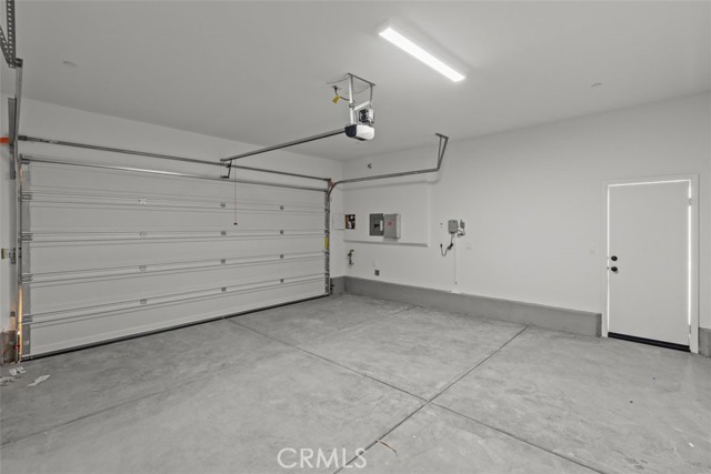 1213 Butterfly Way, Banning CA: https://media.crmls.org/medias/fe6bd381-fe7b-4d56-b333-40188130e8fb.jpg