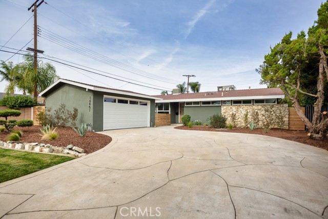 Detail Gallery Image 1 of 46 For 16451 San Jose St, Granada Hills,  CA 91344 - 3 Beds | 2 Baths