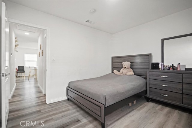 Detail Gallery Image 17 of 46 For 7323 Camellia Ave, North Hollywood,  CA 91605 - – Beds | – Baths