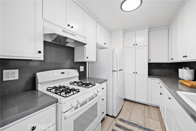 Detail Gallery Image 24 of 43 For 502 36th St, Newport Beach,  CA 92663 - – Beds | – Baths