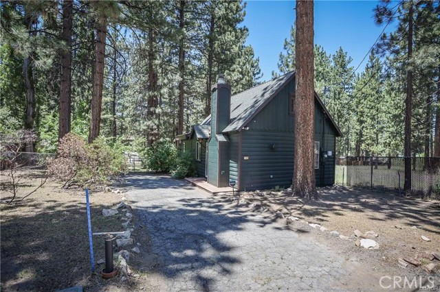 Detail Gallery Image 27 of 30 For 610 Eureka Dr, Big Bear Lake,  CA 92315 - 2 Beds | 1 Baths