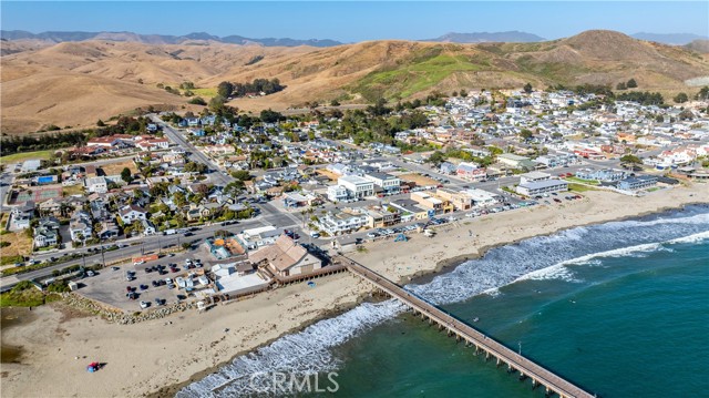 3166 Shearer Avenue, Cayucos CA: https://media.crmls.org/medias/fe7196d8-9f10-4a50-a3ae-bb84e2c8584d.jpg