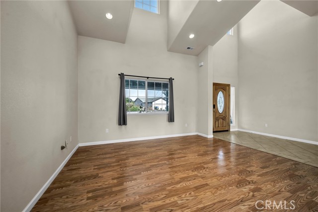 Detail Gallery Image 9 of 38 For 18695 Horseshoe Rd, Hidden Valley Lake,  CA 95467 - 3 Beds | 2/1 Baths