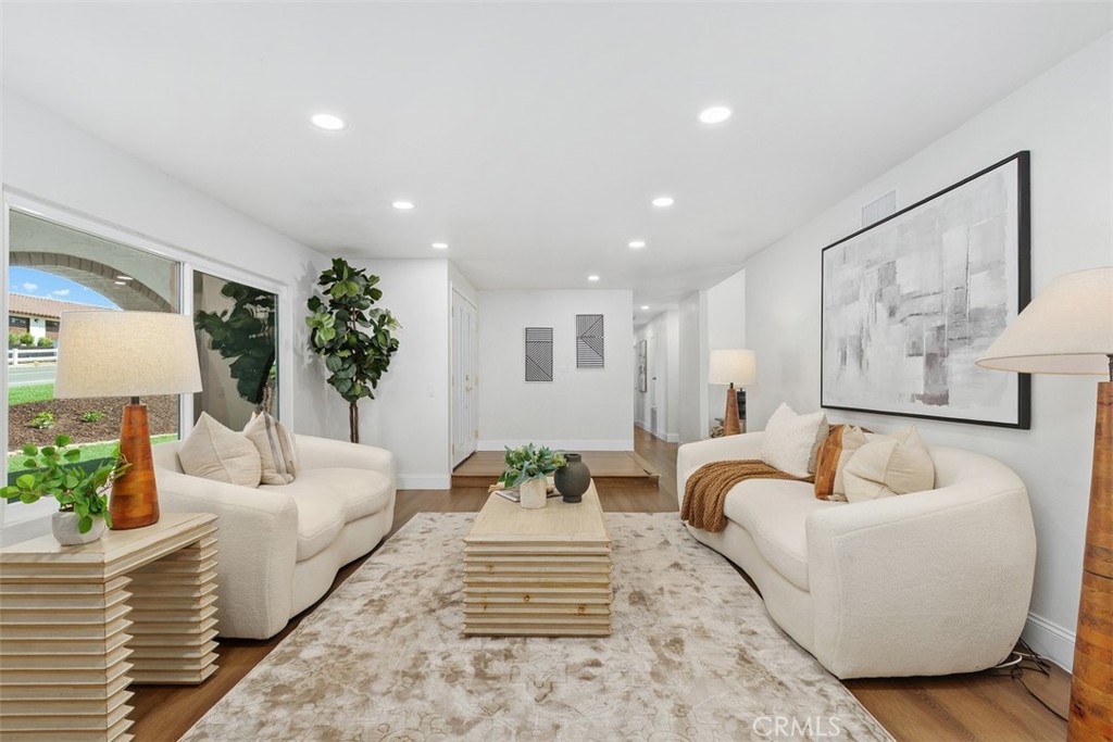 MLS #OC25217279 image #8